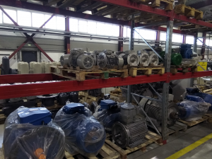 Склад комплектующих компрессорных установок ЧКЗ